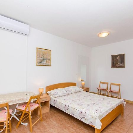 Apartments Goran Postira Zewnętrze zdjęcie